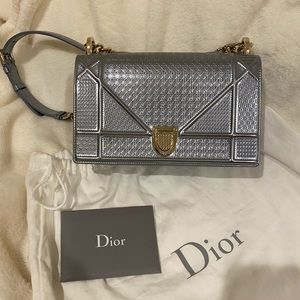 ❌SOLD❌ Diorama Silver Metallic Calfskin GHW